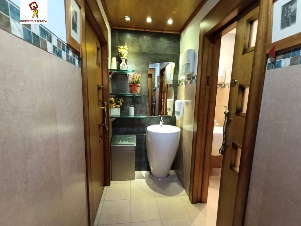 Erhverv til salg i Benissa med garage - € 255.000 (Ref: 9550775)