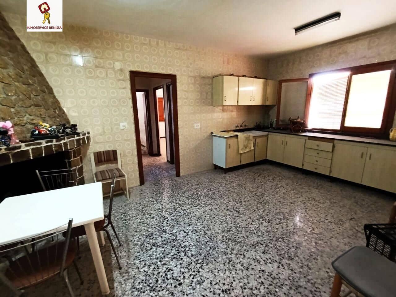 7 soveværelse Byhus til salg i Benissa med garage - € 360.000 (Ref: 9550776)