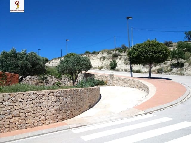 Grunde uden byggetilladelser til salg i Benissa - € 137.900 (Ref: 9550783)