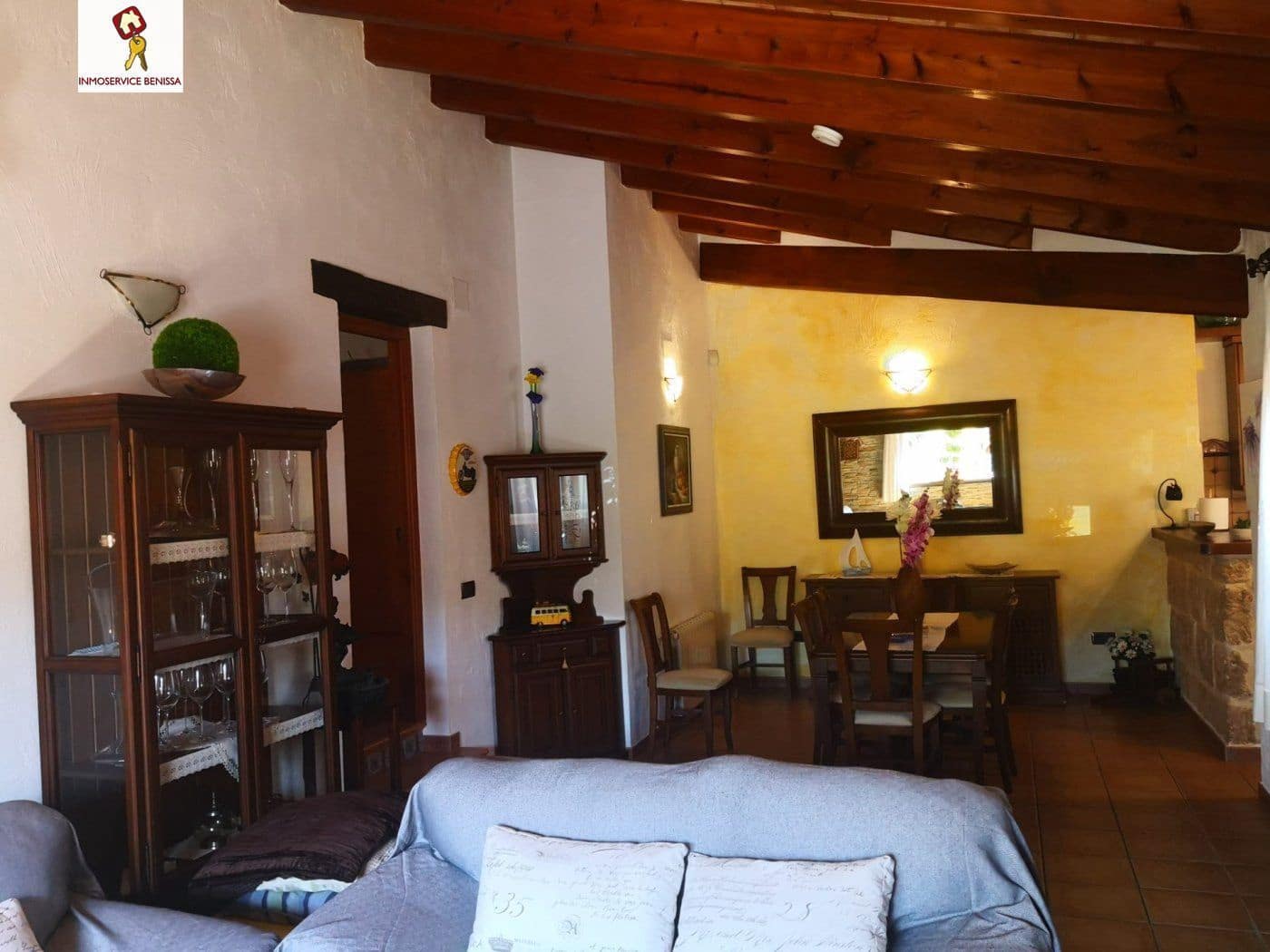 Chalet de 3 habitaciones en Benissa en alquiler con piscina garaje - 2.200 € (Ref: 9550792)