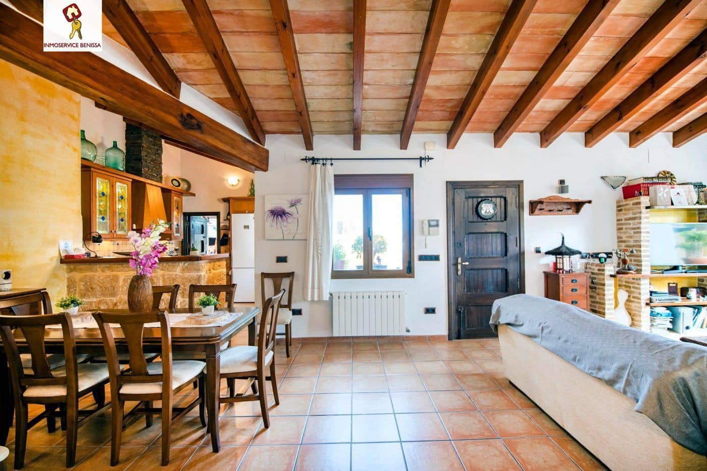 Chalet de 3 habitaciones en Benissa en alquiler con piscina garaje - 2.200 € (Ref: 9550792)