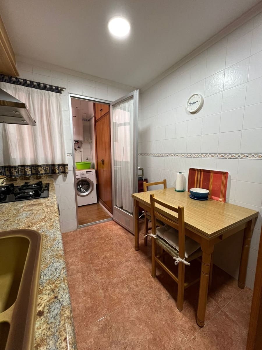 Appartement de 3 chambres à louer à Benissa - 900 € (Ref: 9594629)