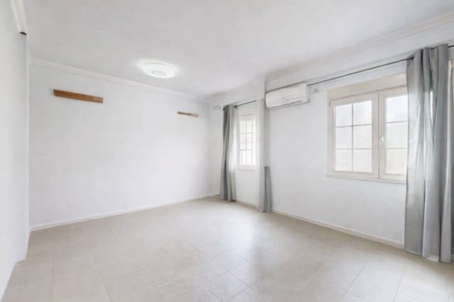 3 bedroom Apartment for sale in Benissa - € 170,000 (Ref: 9625315)