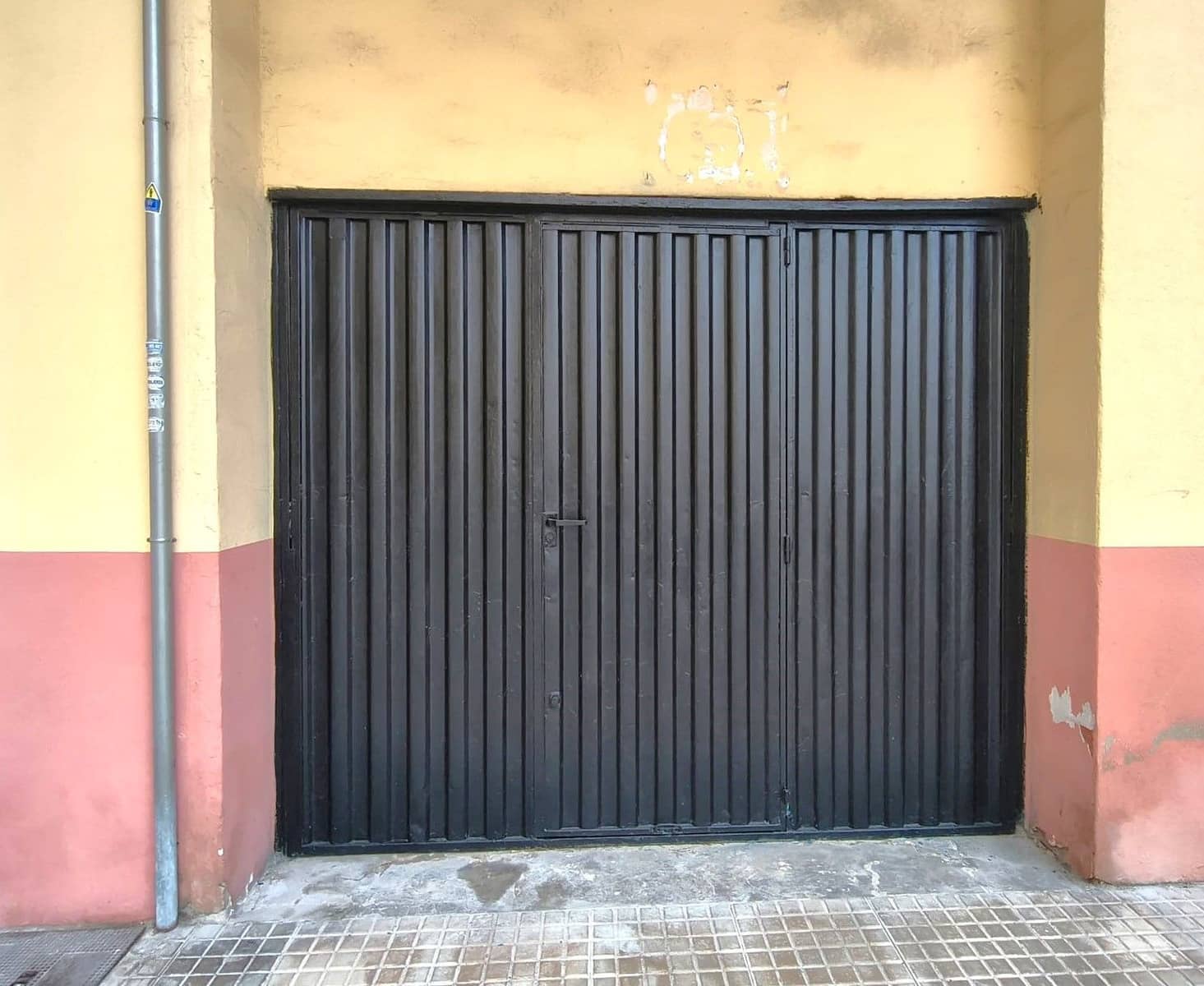 Garage te huur in Benissa - € 550 (Ref: 9737925)
