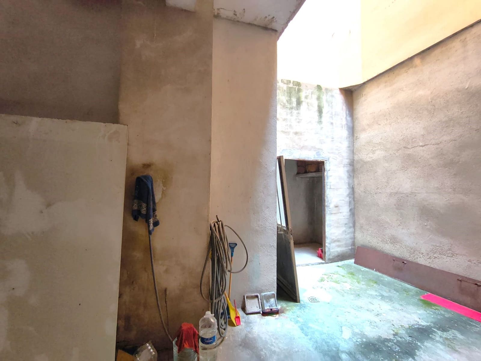 Garage te huur in Benissa - € 550 (Ref: 9737925)