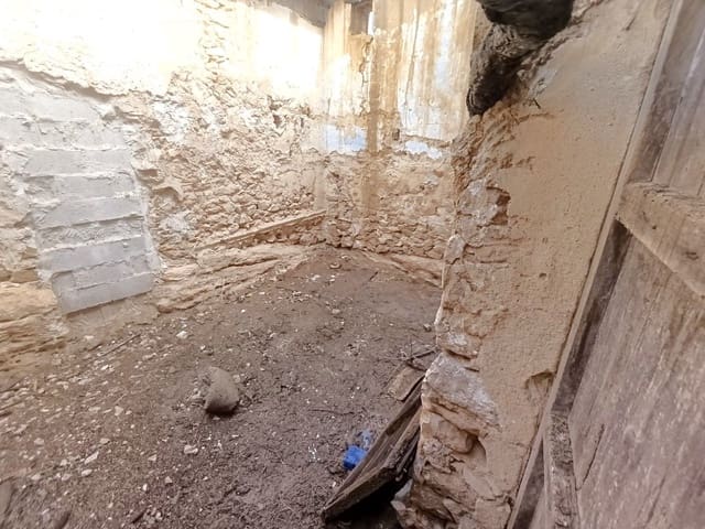 Mark till salu i Benissa - 199 500 € (Ref: 9761664)