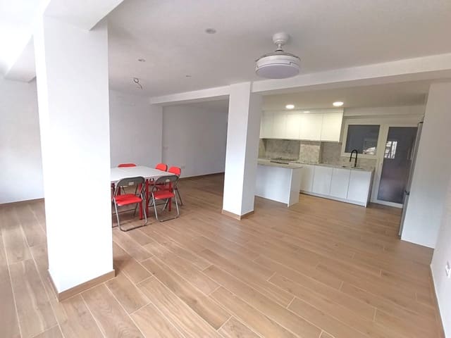 3 quarto Apartamento para arrendar em Benissa - 850 € (Ref: 9835173)