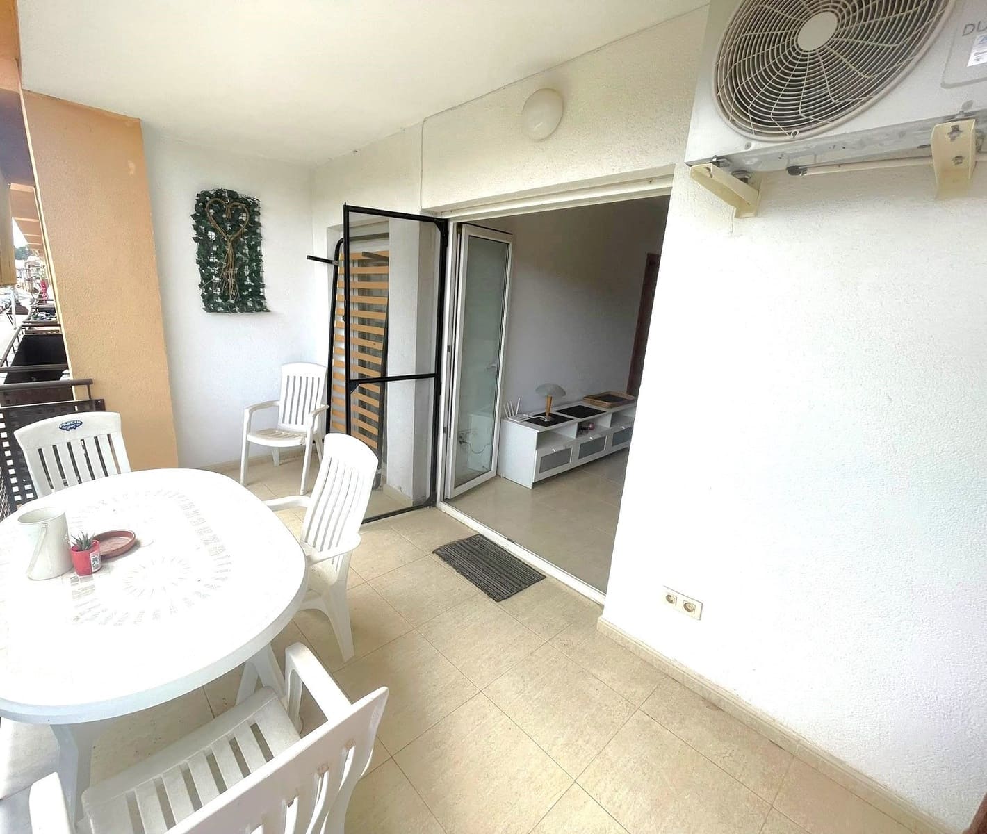 2 bedroom Apartment for sale in Jalon / Xalo - € 179,000 (Ref: 9884002)