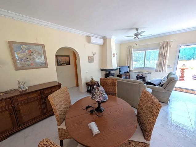 3 soveværelse Villa til salg i Alcalalí / Alcanalí med swimmingpool - € 349.000 (Ref: 9891635)