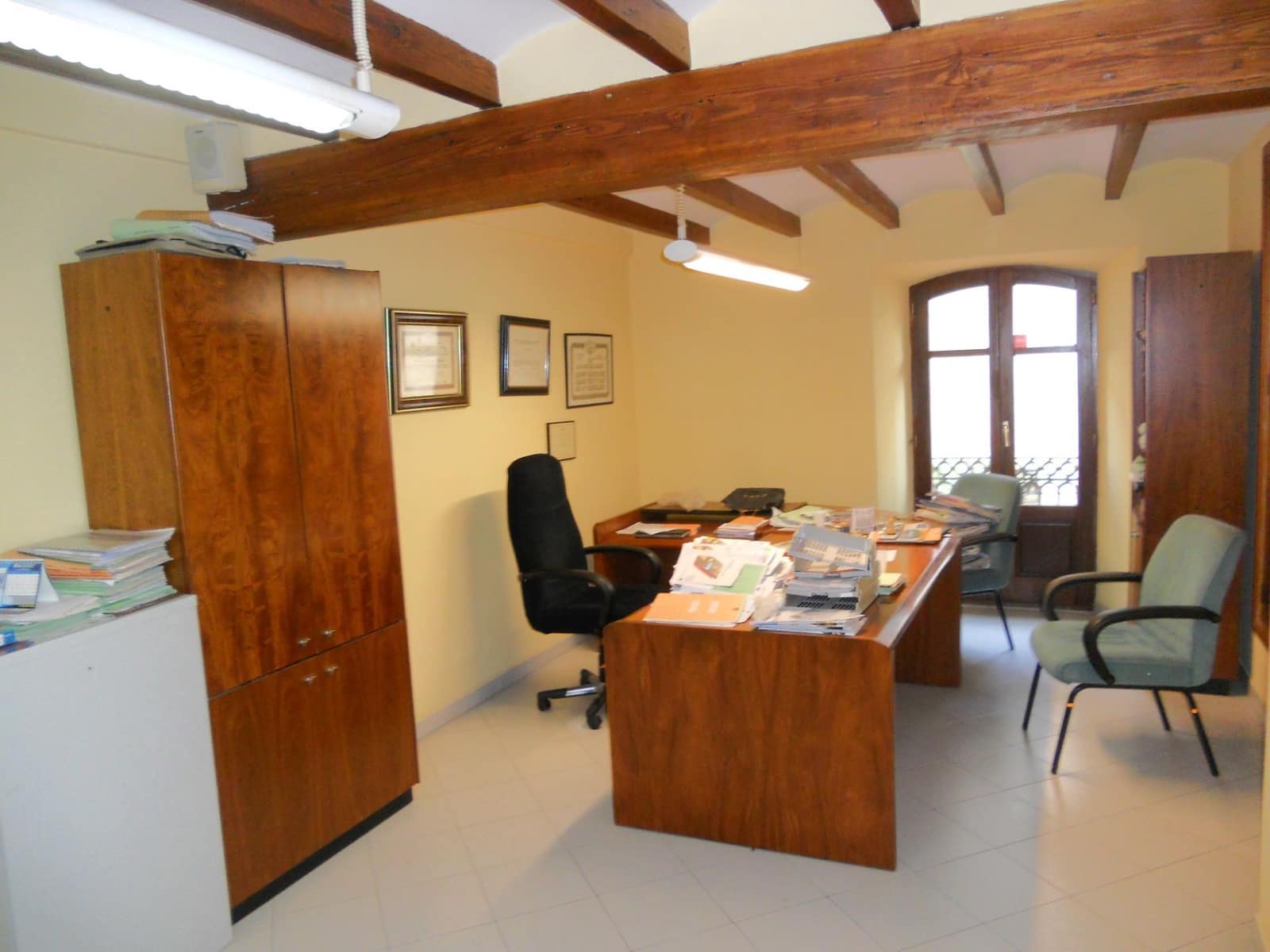 Commercieel te huur in Benissa met garage - € 700 (Ref: 9895745)