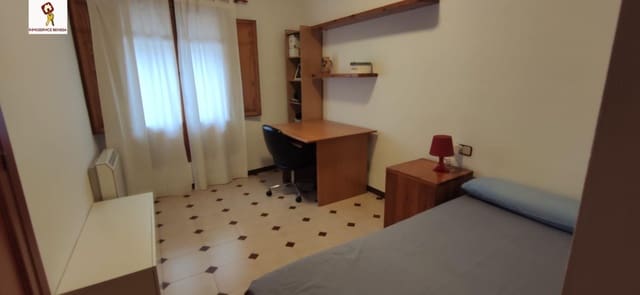 3 soverom Leilighet til leie i Benissa med garasje - € 650 (Ref: 9972833)