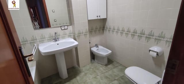 3 soverom Leilighet til leie i Benissa med garasje - € 650 (Ref: 9972833)