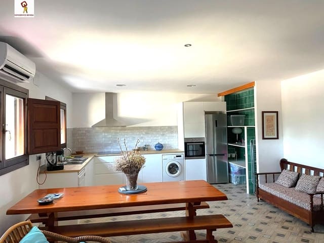 2 slaapkamer Halfvrijstaande villa te huur in Benissa met zwembad garage - € 1.100 (Ref: 9978134)