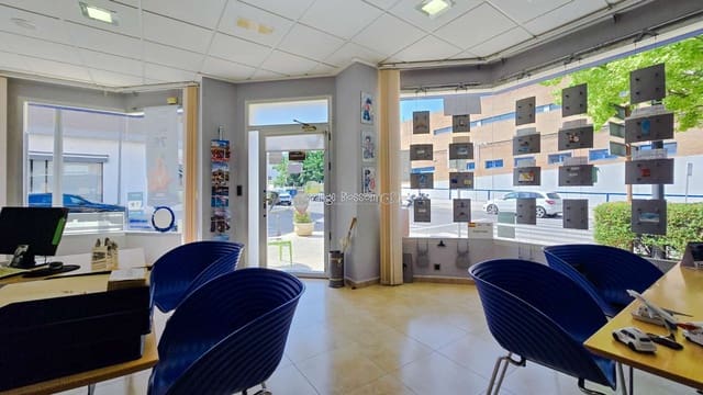 Office for sale in Villalonga with garage - € 129,950 (Ref: 10010233)