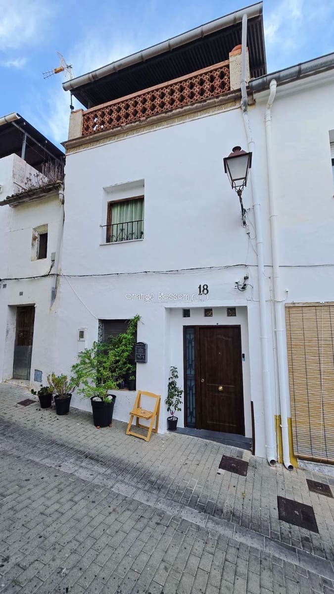 5 bedroom Townhouse for sale in Villalonga - € 189,950 (Ref: 10031415)
