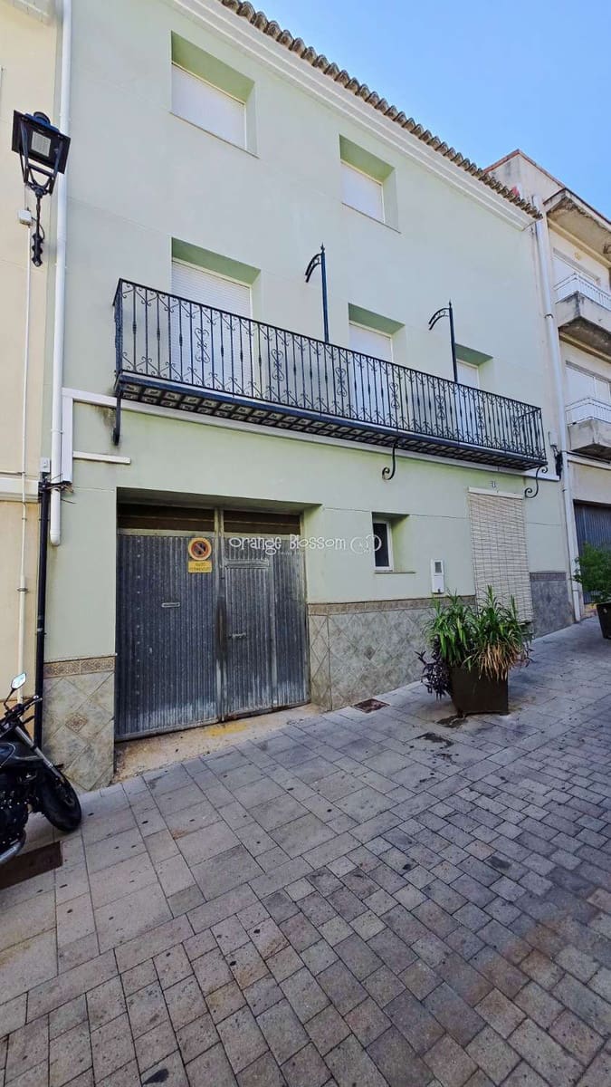 5 sovrum Hus till salu i Villalonga med garage - 265 000 € (Ref: 10042456)