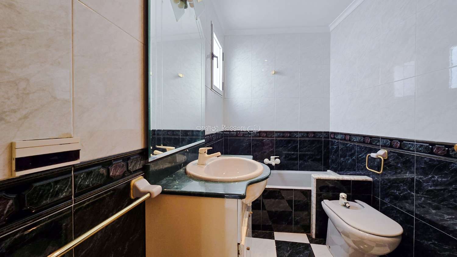 5 sovrum Hus till salu i Villalonga med garage - 265 000 € (Ref: 10042456)