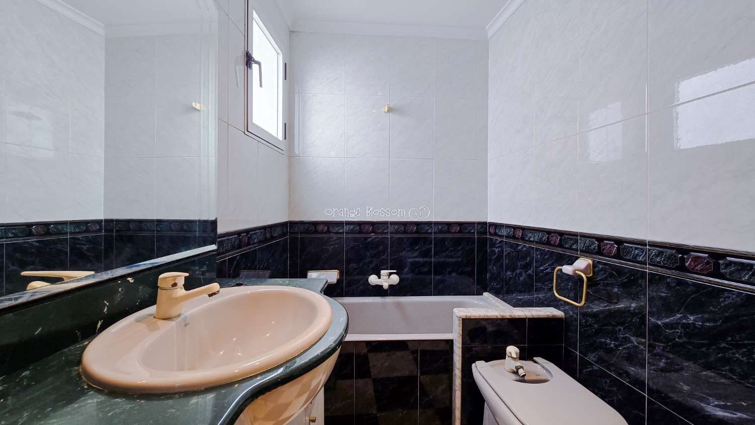 5 sovrum Hus till salu i Villalonga med garage - 265 000 € (Ref: 10042456)