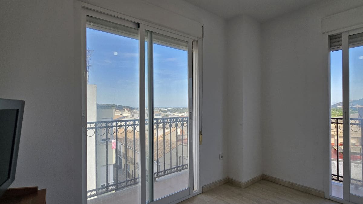 3 chambre Penthouse à vendre à Ador avec garage - 180 000 € (Ref: 10074866)