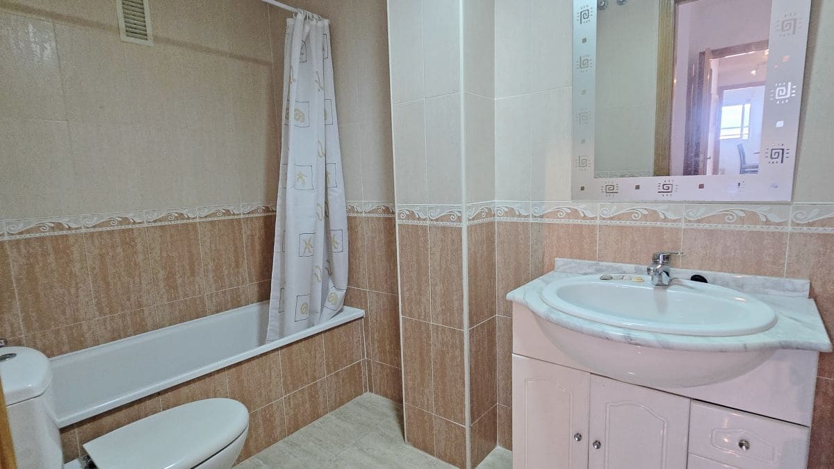 3 chambre Penthouse à vendre à Ador avec garage - 180 000 € (Ref: 10074866)