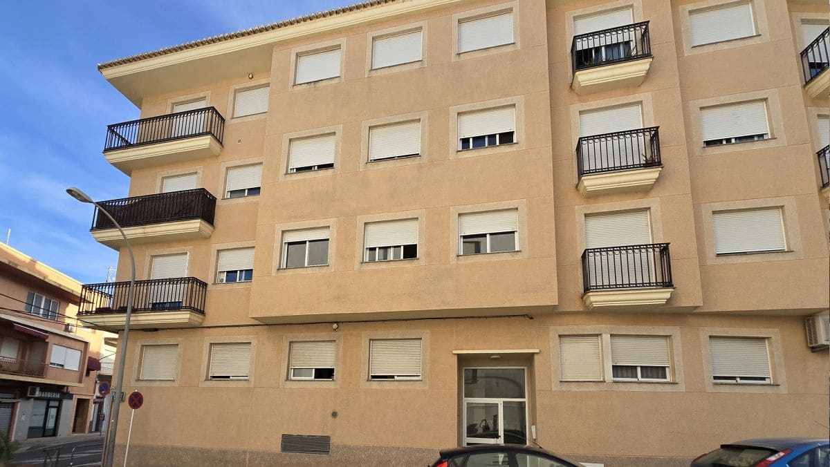 3 chambre Penthouse à vendre à Ador avec garage - 180 000 € (Ref: 10074866)