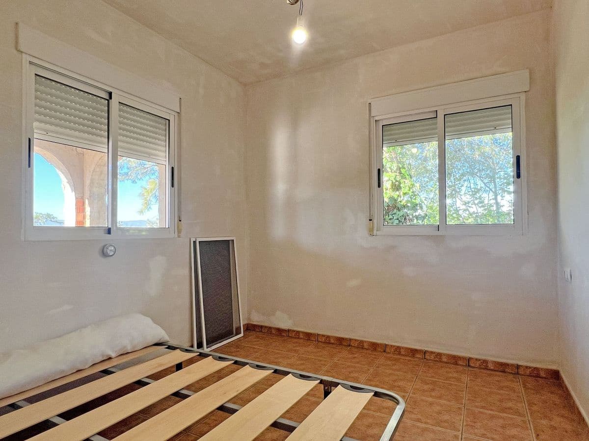 3 makuuhuone Huvila myytävänä paikassa Alfarrasi mukana uima-altaan - 219 950 € (Ref: 10097493)