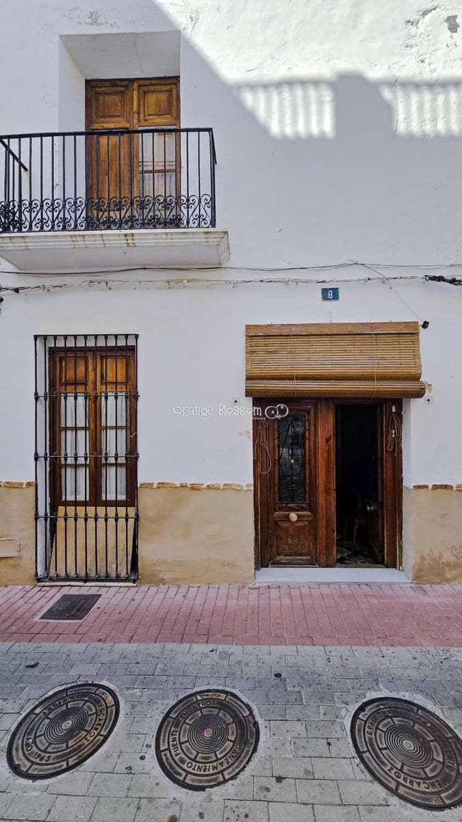 5 bedroom Townhouse for sale in La Font d'En Carros - € 189,950 (Ref: 10164095)