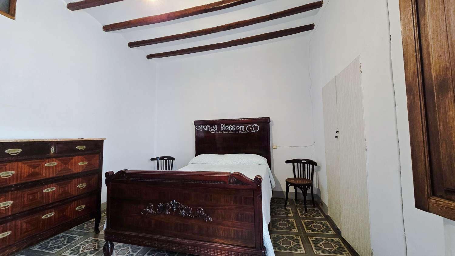 5 bedroom Townhouse for sale in La Font d'En Carros - € 189,950 (Ref: 10164095)