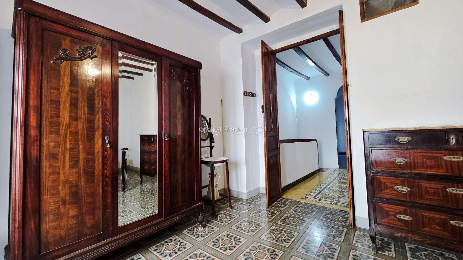 5 bedroom Townhouse for sale in La Font d'En Carros - € 189,950 (Ref: 10164095)