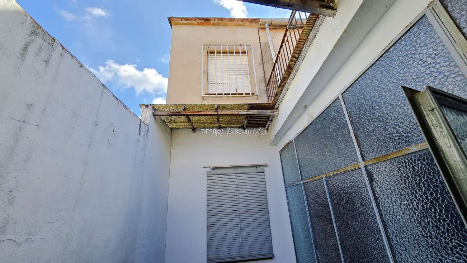 5 bedroom Townhouse for sale in La Font d'En Carros - € 189,950 (Ref: 10164095)