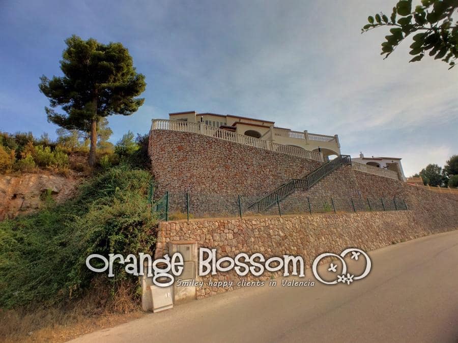 5 soveværelse Villa til salg i Ador med swimmingpool - € 584.950 (Ref: 5247774)