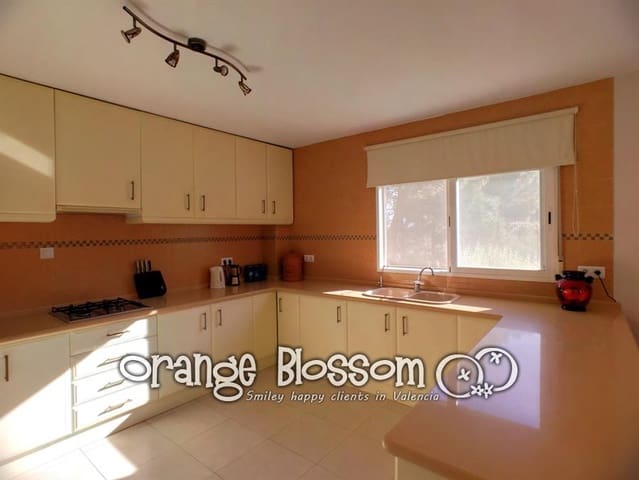 6 Zimmer Villa zu verkaufen in Gandia mit Pool - 750.000 € (Ref: 5247795)