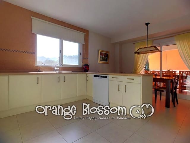 6 Zimmer Villa zu verkaufen in Gandia mit Pool - 750.000 € (Ref: 5247795)