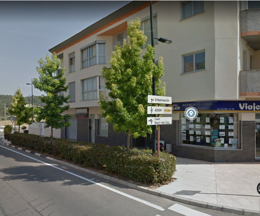 Commerciale in vendita in Villalonga con garage - 74.995 € (Rif: 7921162)