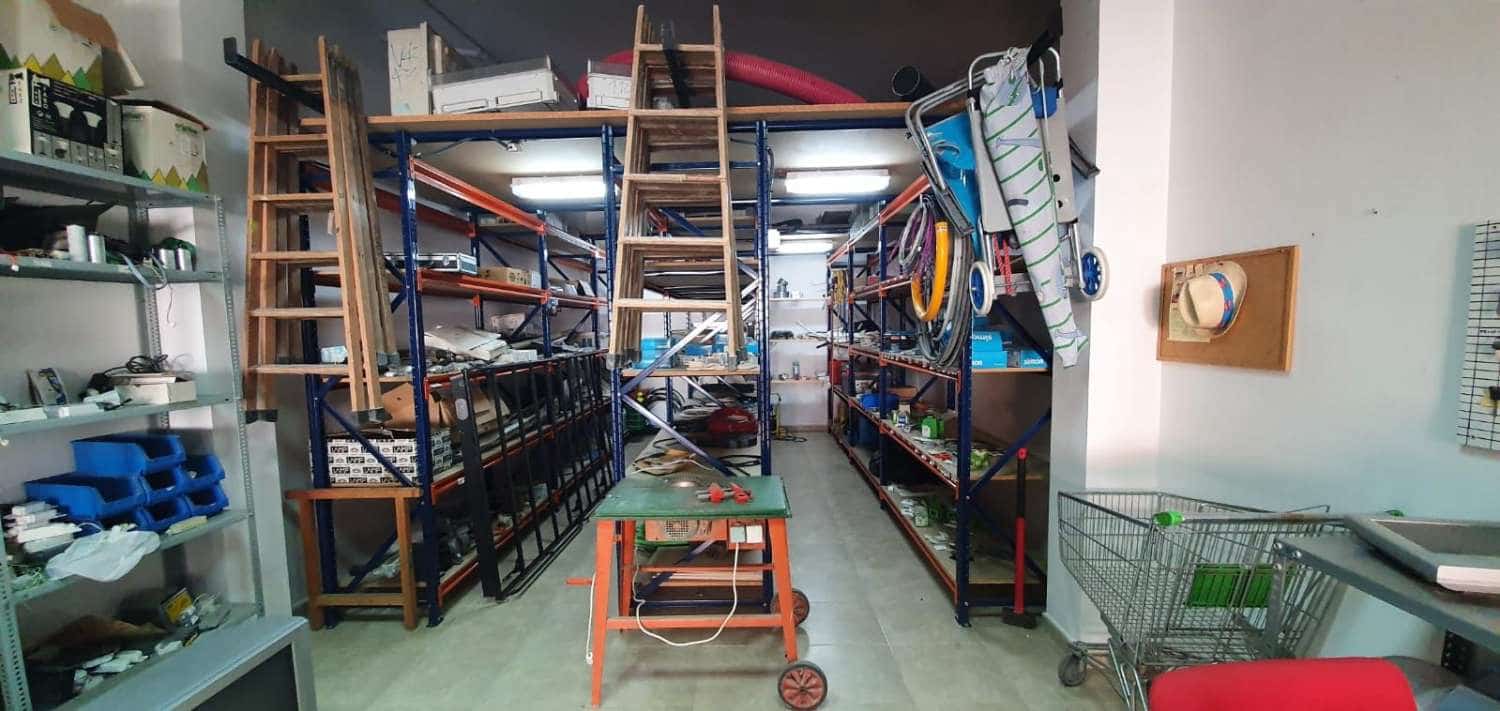 Commerciale in vendita in Villalonga con garage - 74.995 € (Rif: 7921162)