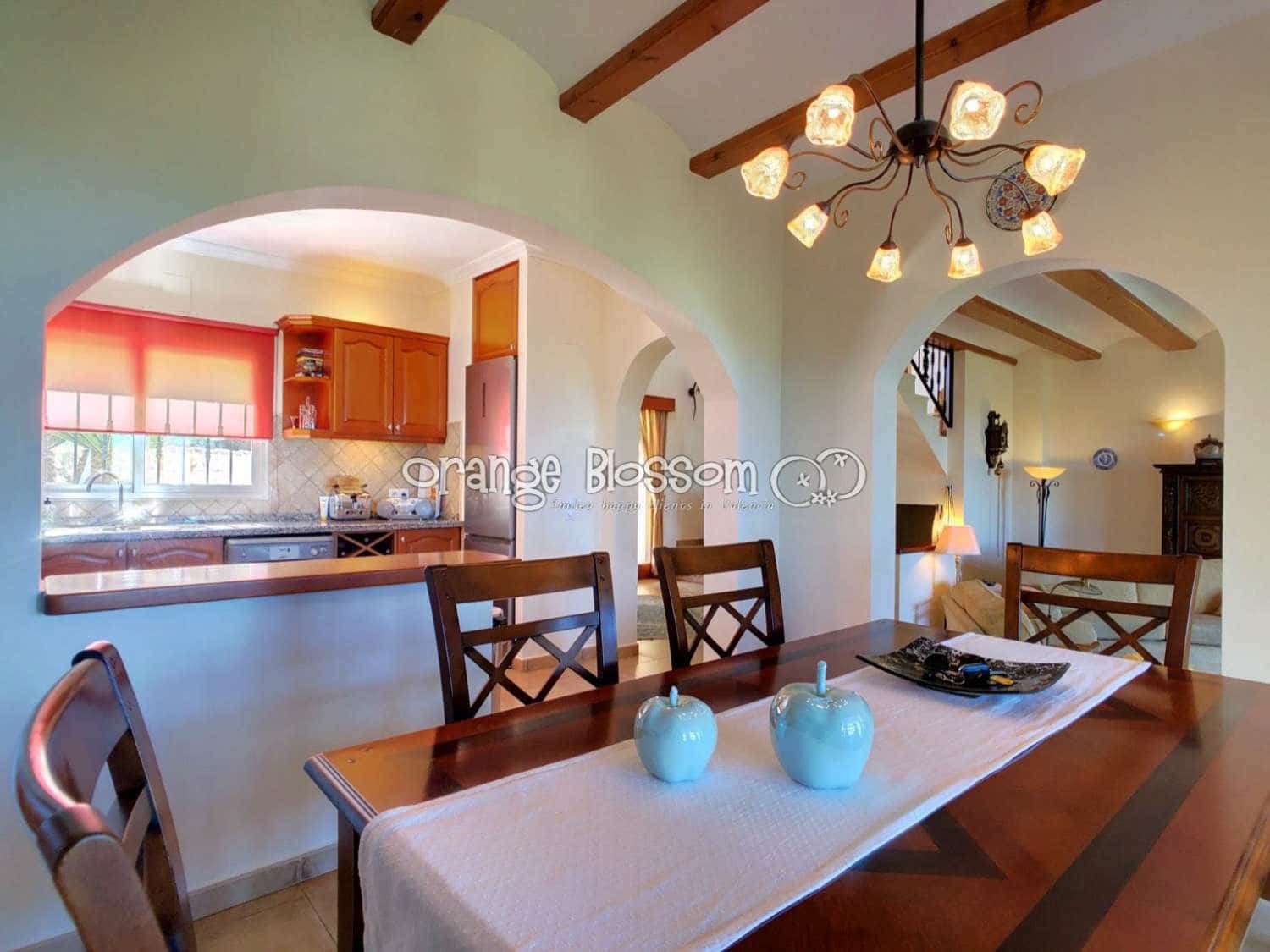 3 soveværelse Villa til salg i Ador med swimmingpool garage - € 449.000 (Ref: 7921183)