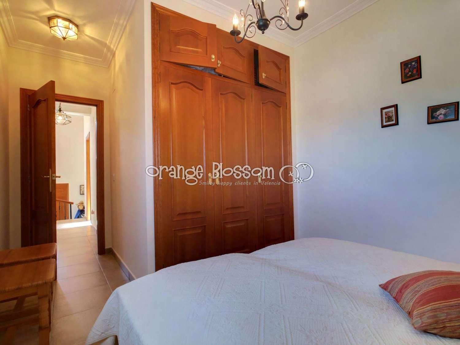 3 soveværelse Villa til salg i Ador med swimmingpool garage - € 449.000 (Ref: 7921183)