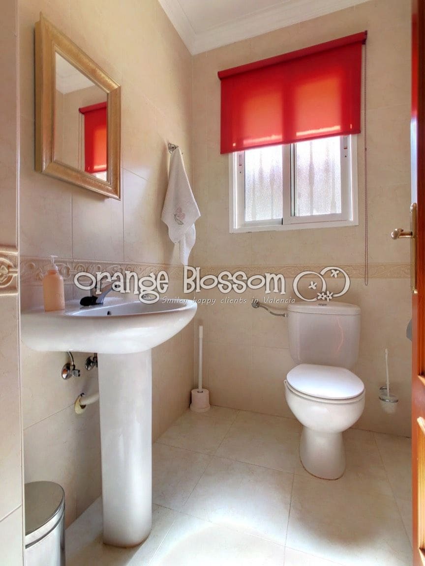 3 soveværelse Villa til salg i Ador med swimmingpool garage - € 449.000 (Ref: 7921183)