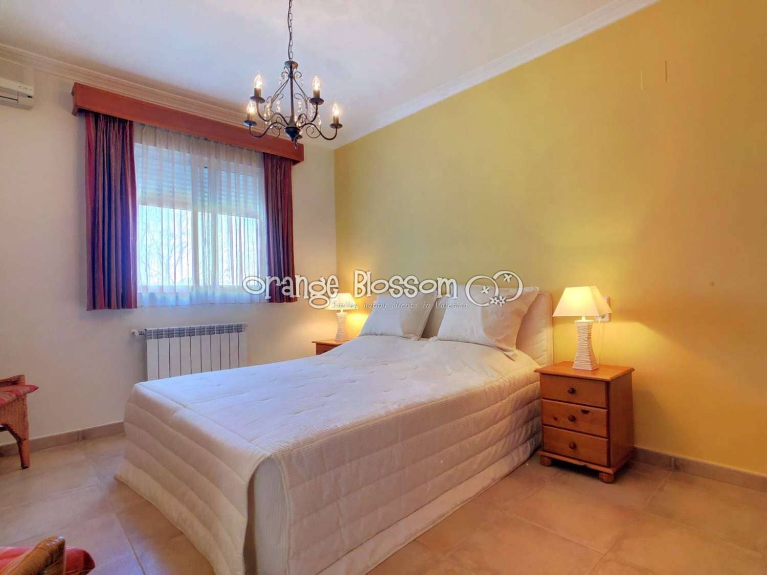 3 soveværelse Villa til salg i Ador med swimmingpool garage - € 449.000 (Ref: 7921183)