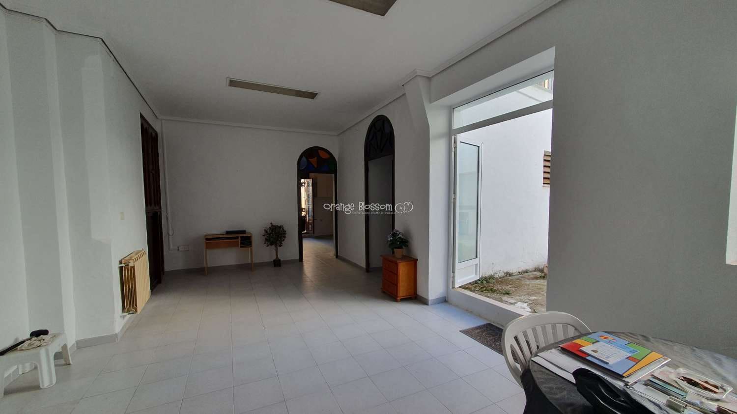 14 soverom Hus til salgs i Rafelcofer - € 399 000 (Ref: 7921189)