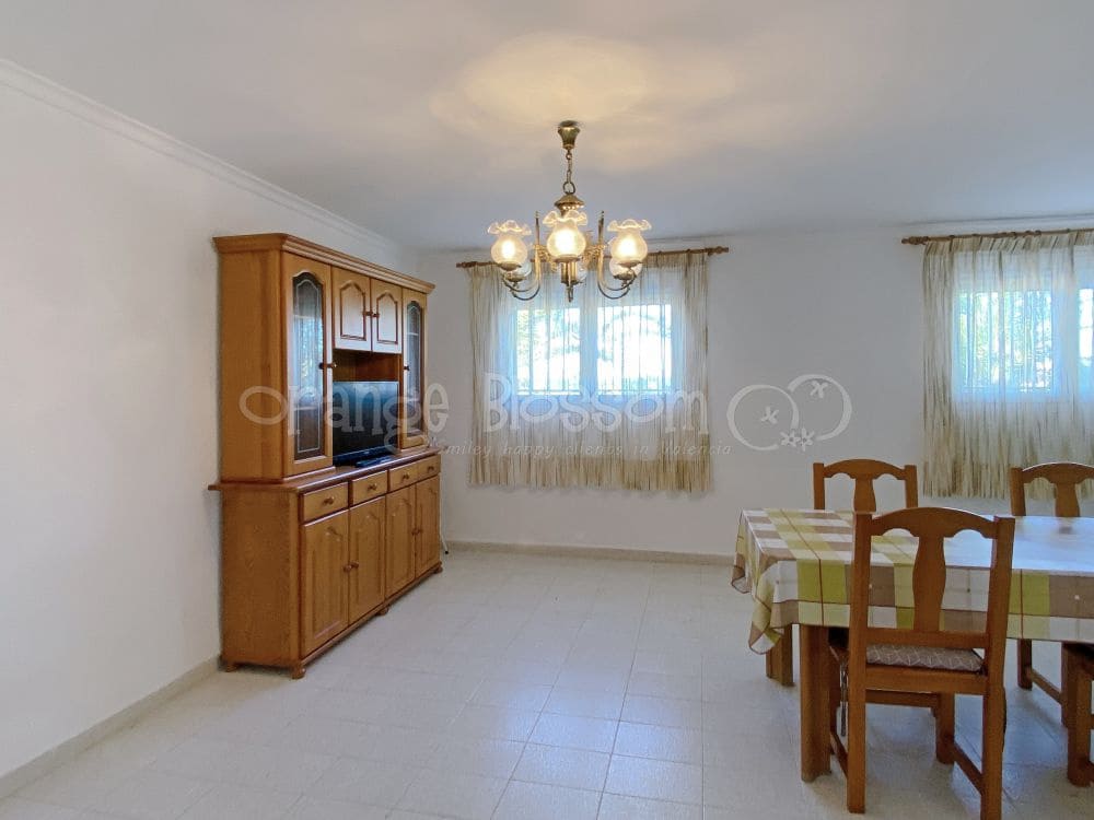 Chalet de 9 habitaciones en Dénia en venta con garaje - 1.290.000 € (Ref: 8053917)