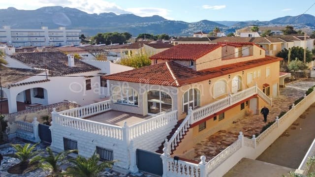 9 sovrum Villa till salu i Devessa - Monte Pego, Dénia med garage - 1 290 000 € (Ref: 8053917)
