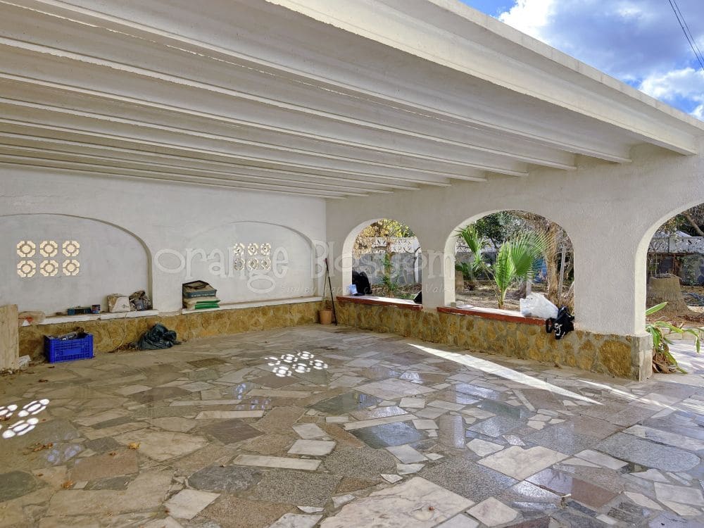 Chalet de 9 habitaciones en Dénia en venta con garaje - 1.290.000 € (Ref: 8053917)