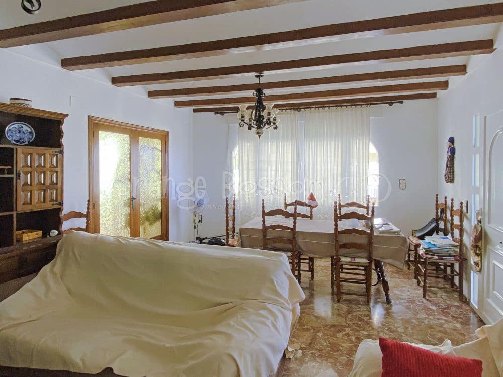Chalet de 9 habitaciones en Dénia en venta con garaje - 1.290.000 € (Ref: 8053917)