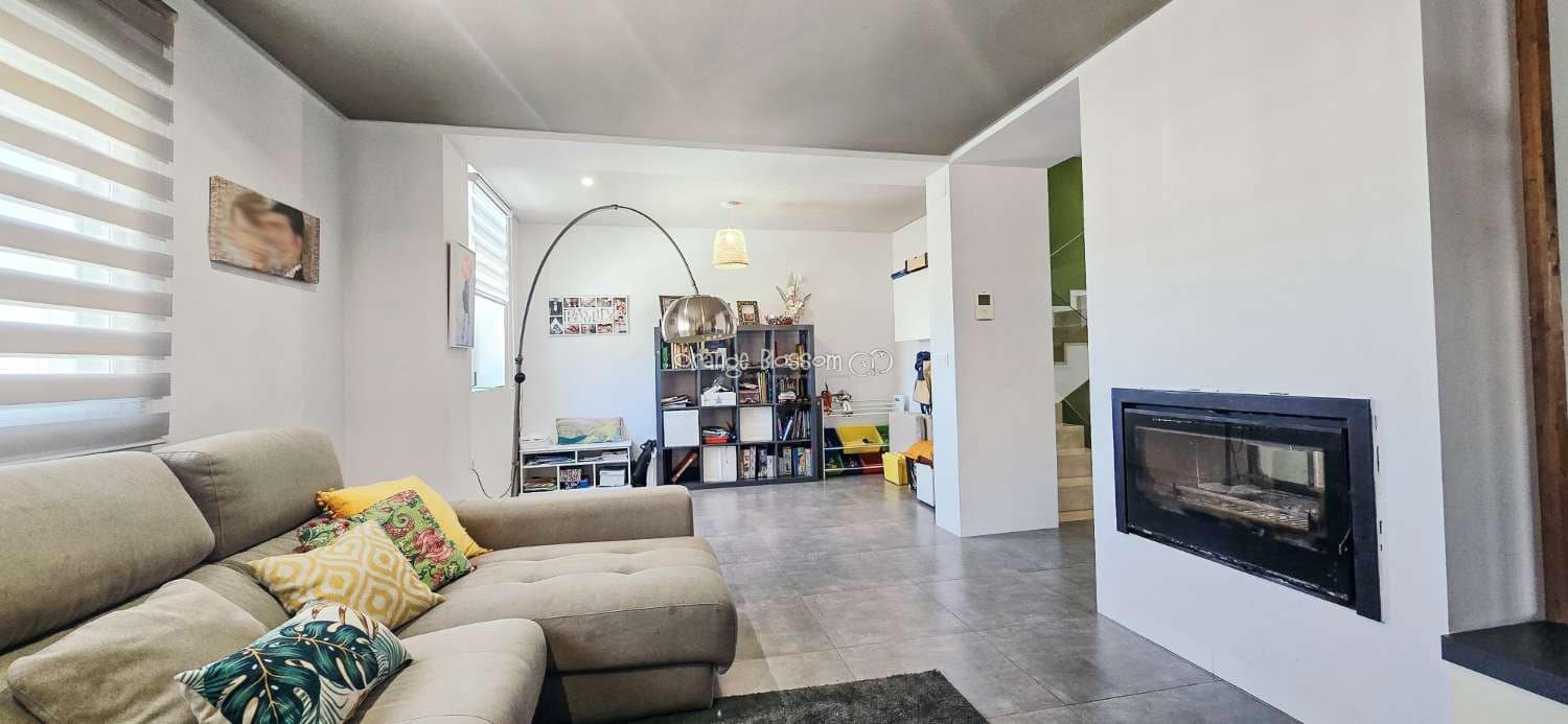 4 sypialnia Dom na sprzedaż w Villalonga - 315 000 € (Ref: 8261004)