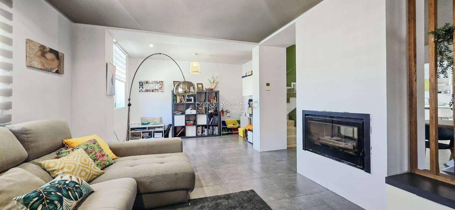 4 sypialnia Dom na sprzedaż w Villalonga - 315 000 € (Ref: 8261004)