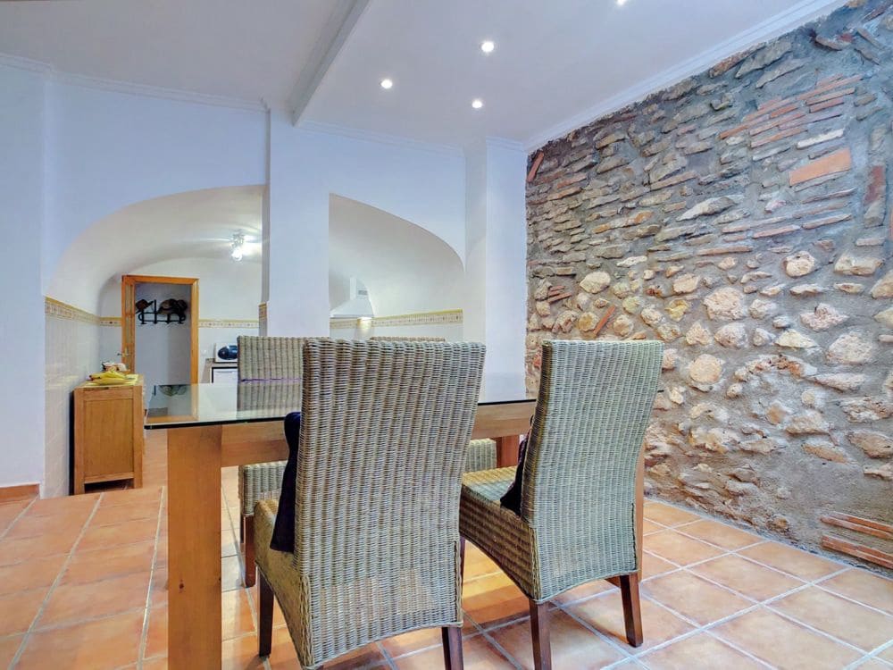 4 makuuhuone Omakotitalo myytävänä paikassa Villalonga - 169 950 € (Ref: 8278374)