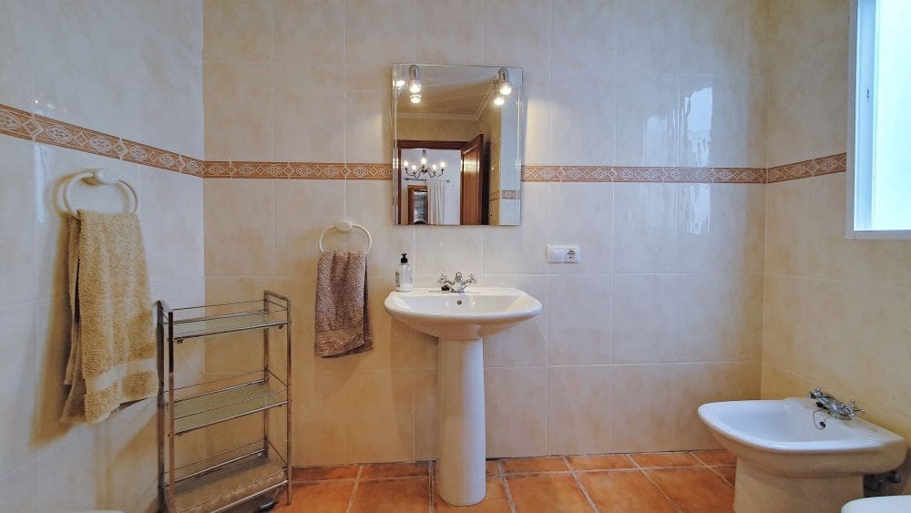 4 makuuhuone Omakotitalo myytävänä paikassa Villalonga - 169 950 € (Ref: 8278374)