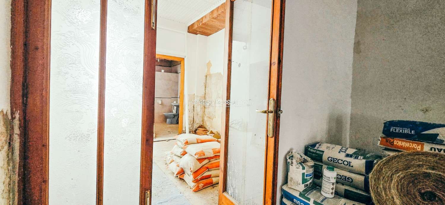 6 soveværelse Byhus til salg i Villalonga - € 99.950 (Ref: 8419251)