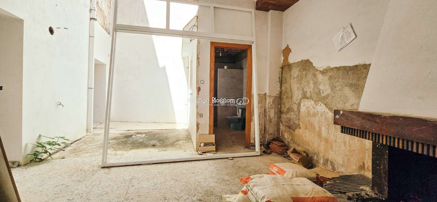 6 soveværelse Byhus til salg i Villalonga - € 99.950 (Ref: 8419251)